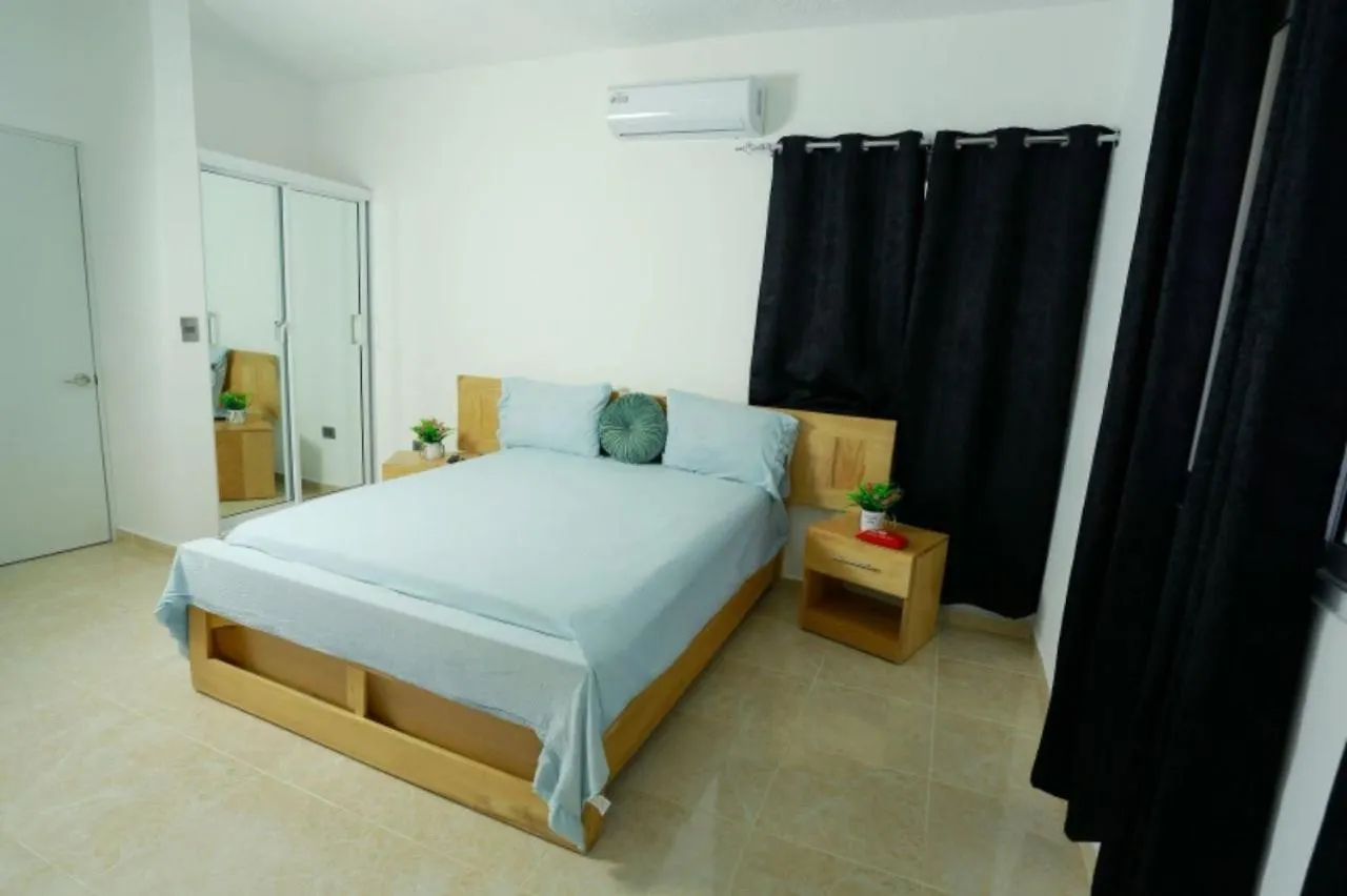ناغوا Aparta Hotel El Faraon شقة فندقية